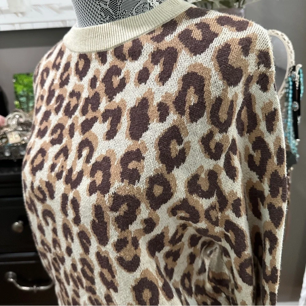A New Day Leopard Print Crewneck Sweater Small – Baddie / Mob Wife Chic